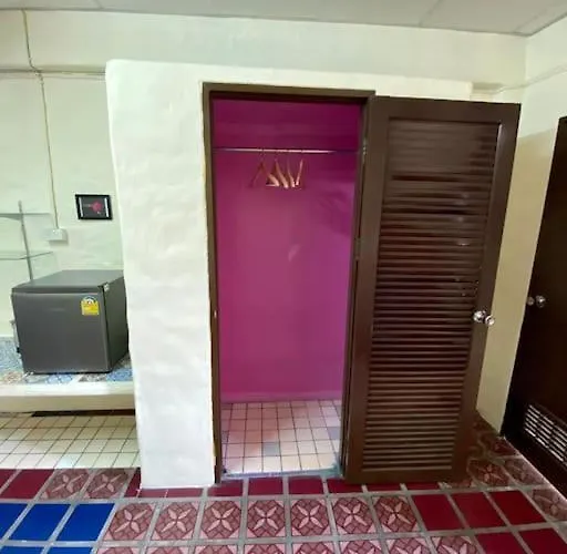 Apartment Ratanawong Place 301 *